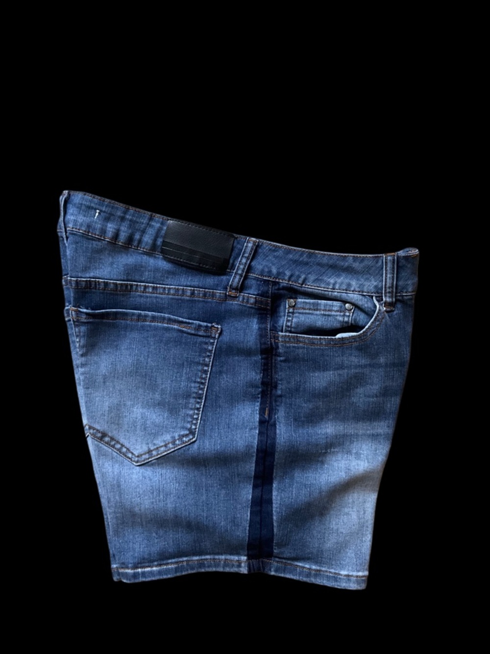!it jeans Women's Blue Denim Jean Shorts with Side Stripe - Picture 3 of 4